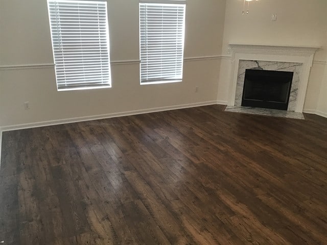 Building Photo - 2840 Meadow Gln