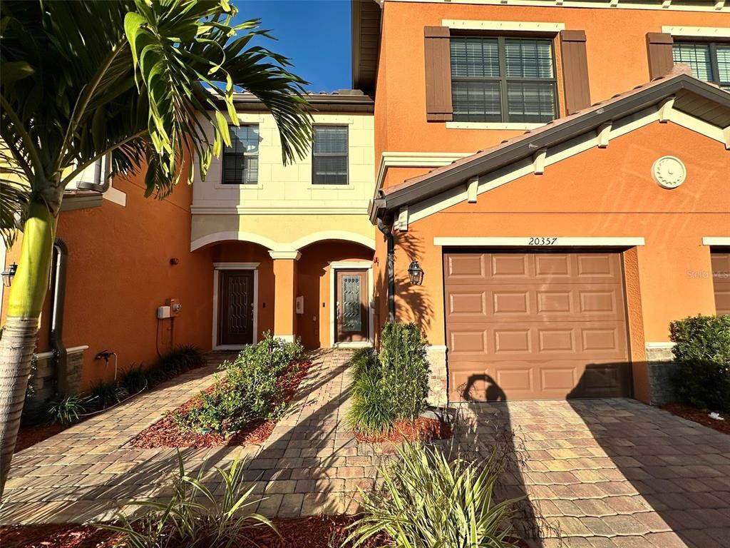 Primary Photo - 20357 Lagente Cir