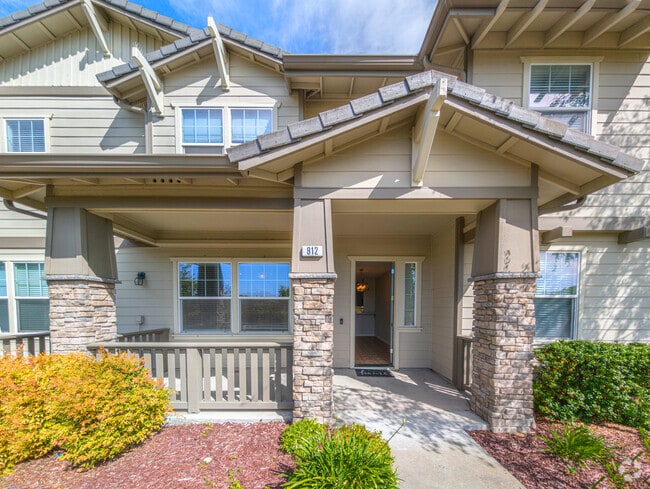 Building Photo - 912 Joree Ln