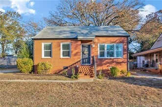 Building Photo - 809 Anarine Rd