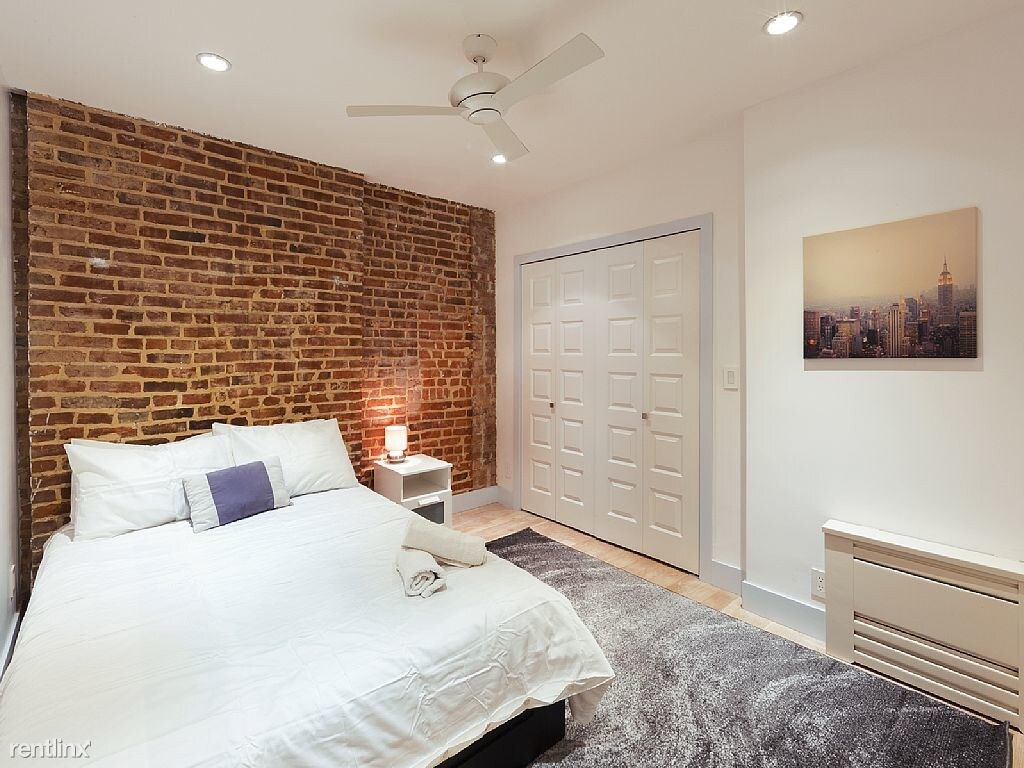 Foto del edificio - 2 br, 2 bath Apartment - 1900 Hennessy Pl