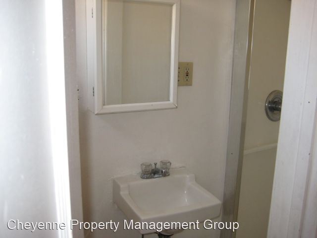 Foto del edificio - 3011 Pioneer Ave