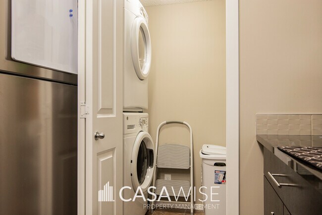Photo du bâtiment - 1510-1510 Watt Dr SW