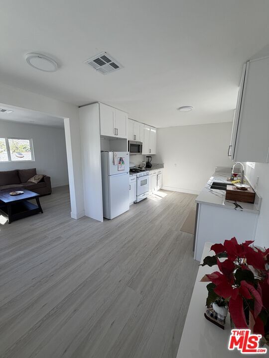 Foto del edificio - 10354 Oro Vista Ave