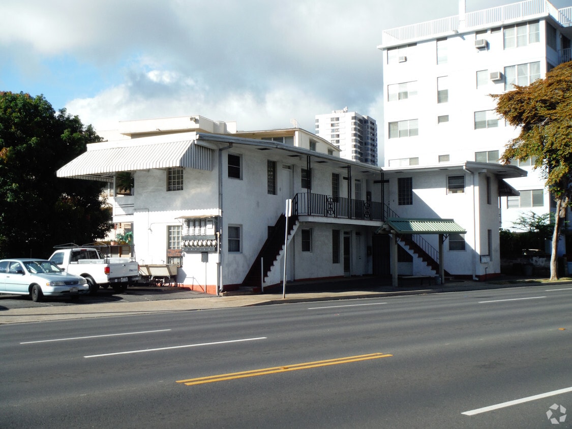 Primary Photo - 2526 Kapiolani Blvd