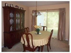 Foto del edificio - 804 Maplecrest Rd