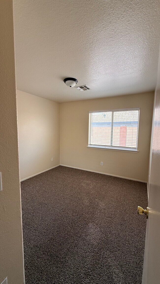 Building Photo - 4509 N 88th Ave