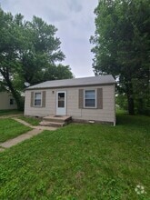 Building Photo - 1617 Bradley Ave