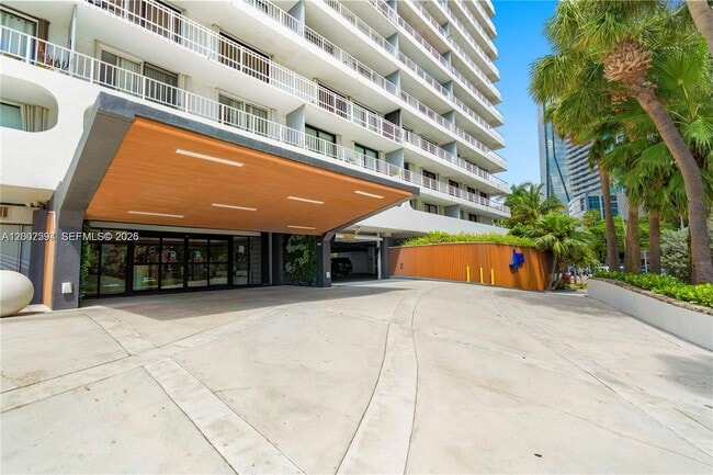 Foto del edificio - 200 SE 15th Rd