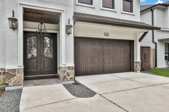 Building Photo - 1719 Latexo Dr