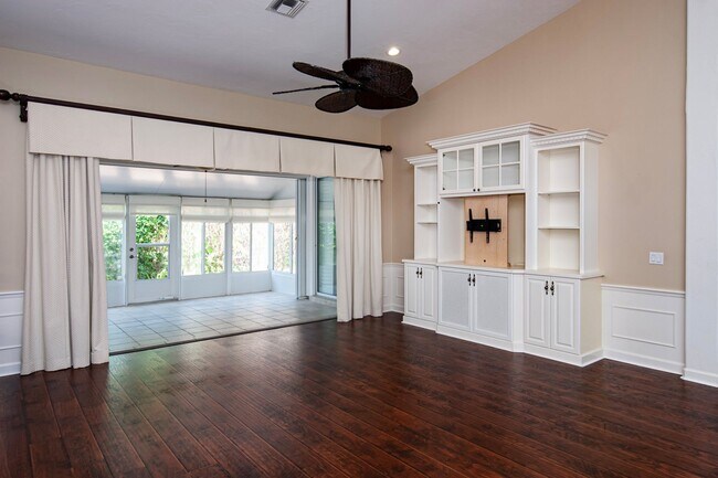 Foto del edificio - 710 Timber Ridge Trail SW