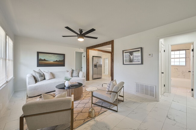 Foto del edificio - 4013 Mallard Dr