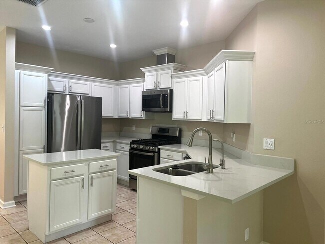 Foto del edificio - 138 Littleton Cir