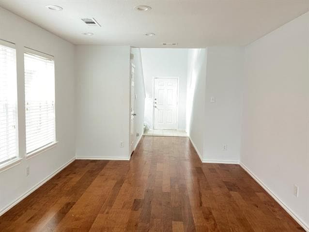 Building Photo - 10105 Placid Dr