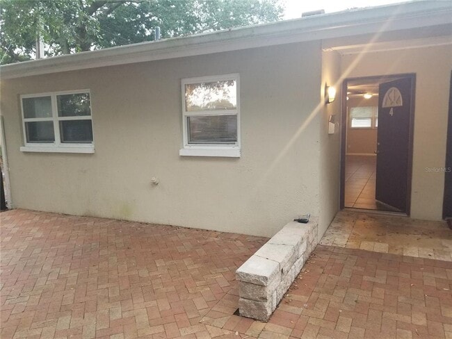 Building Photo - 7100 Dartmouth Ave N