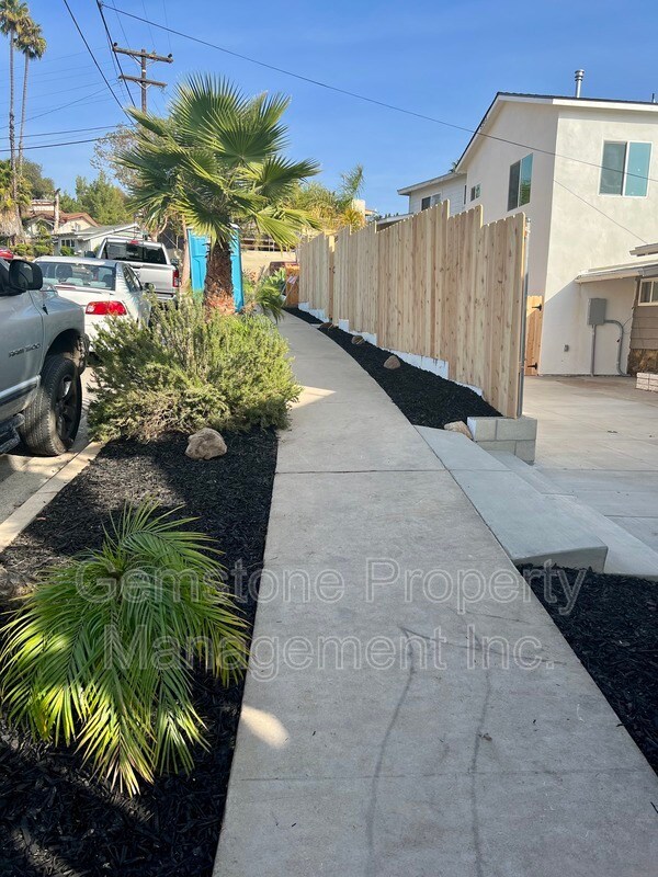 Foto del edificio - 5303 Prosperity Ln