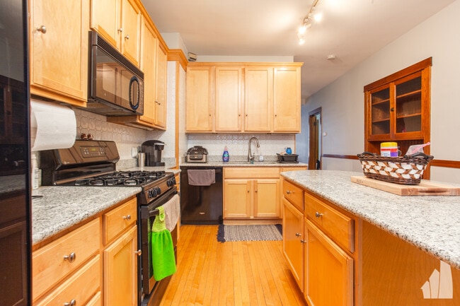 Foto del edificio - 1538 W Wrightwood Ave