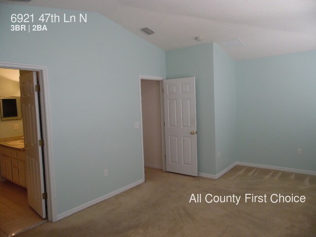 Building Photo - 6921 47th Ln N