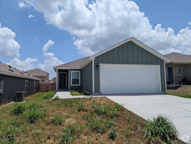 Building Photo - 523 Roquefort St