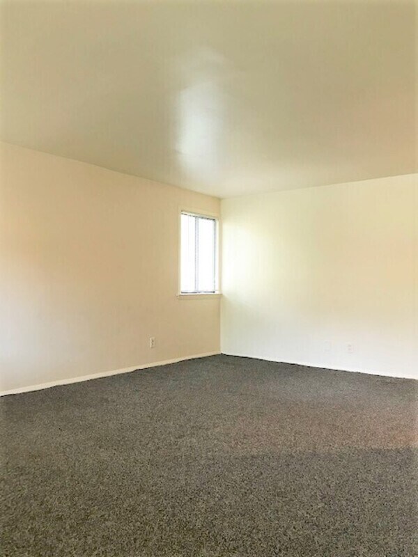 Building Photo - 3924 Stone Gate Dr