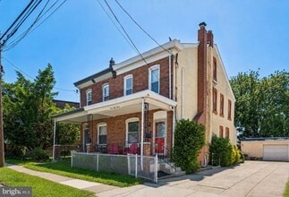 Building Photo - 357 Lemonte St
