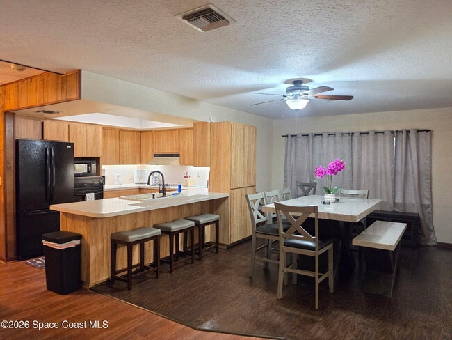 Foto del edificio - 2900 S Vassar St