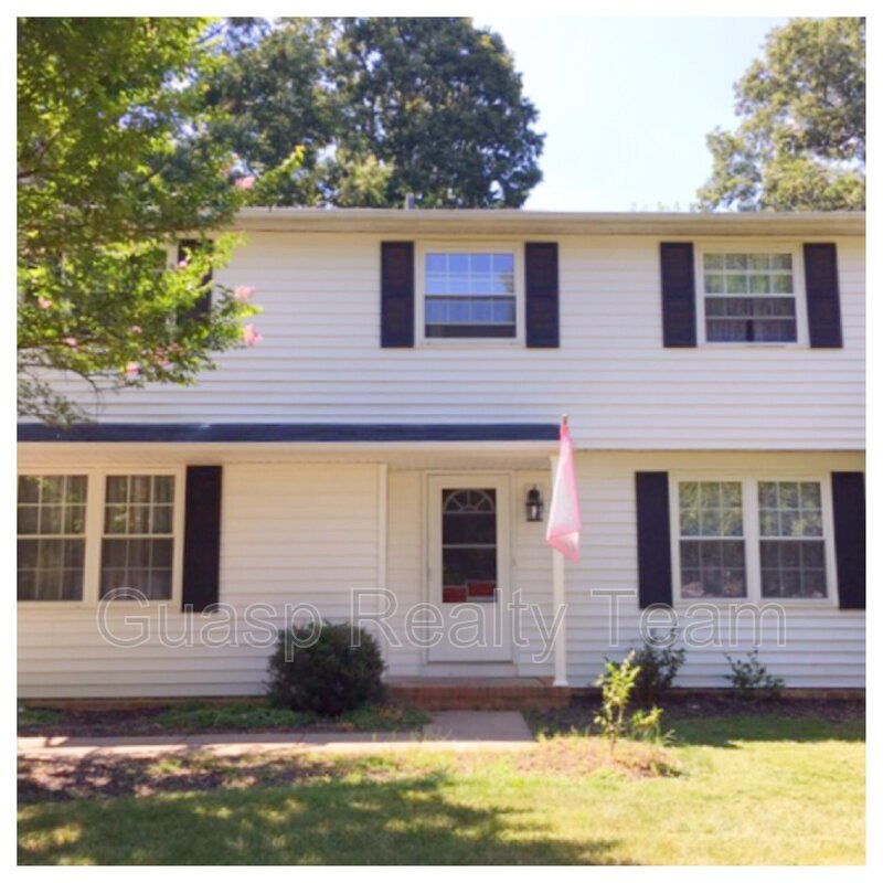 11708 Eisenhower Ln, Fredericksburg, VA 22407 House Rental in
