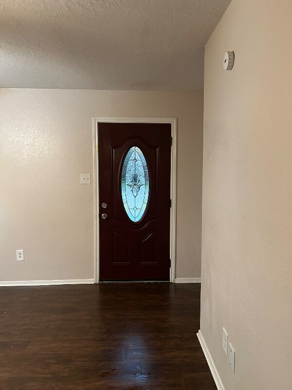 Foto del edificio - 5414 Fawn Trail Ln
