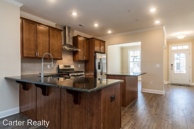 Building Photo - 3 br, 3.5 bath House - 6420 Truxton Lane