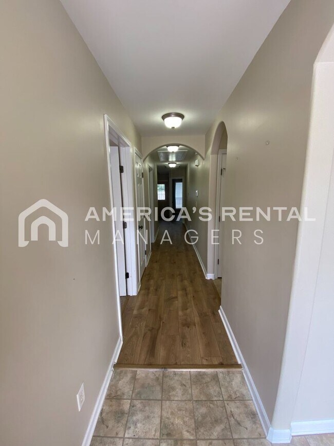 Foto del edificio - 2807 Southwood Ln