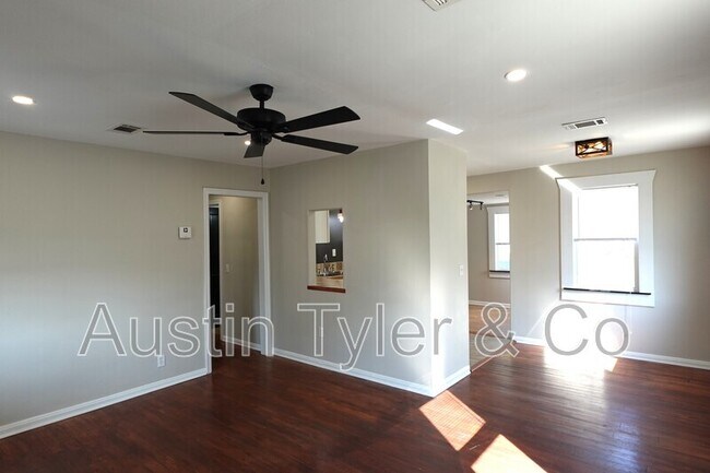 Building Photo - 4282 Kelson Ave