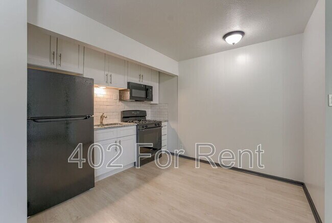 Building Photo - 1015 N 47th Ave