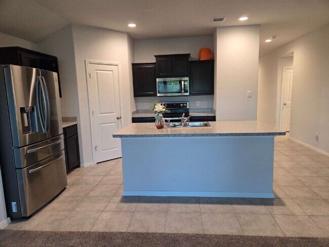 Foto del edificio - 3128 Winoak Dr