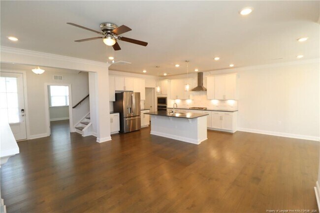 Foto del edificio - 2932 Green Tractor Ave