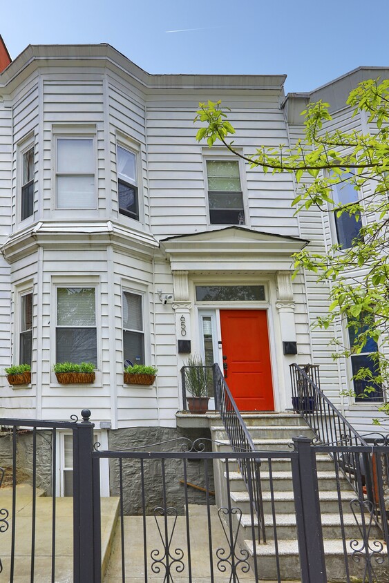 Stylish & Spacious Oasis in the Bronx! - Stylish  & Spacious Oasis in the Bronx!