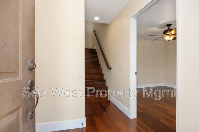 Building Photo - 6148 Paseo Granito