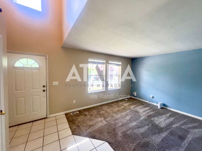 Foto del edificio - 11837 Sunrise View Dr
