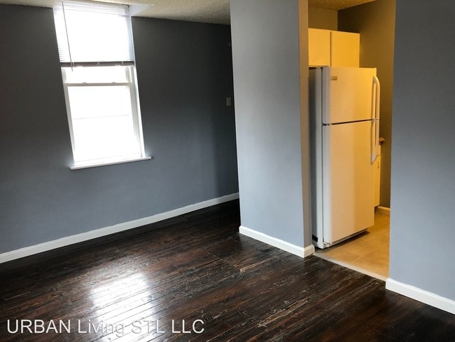 Building Photo - 2822 Lemp Ave