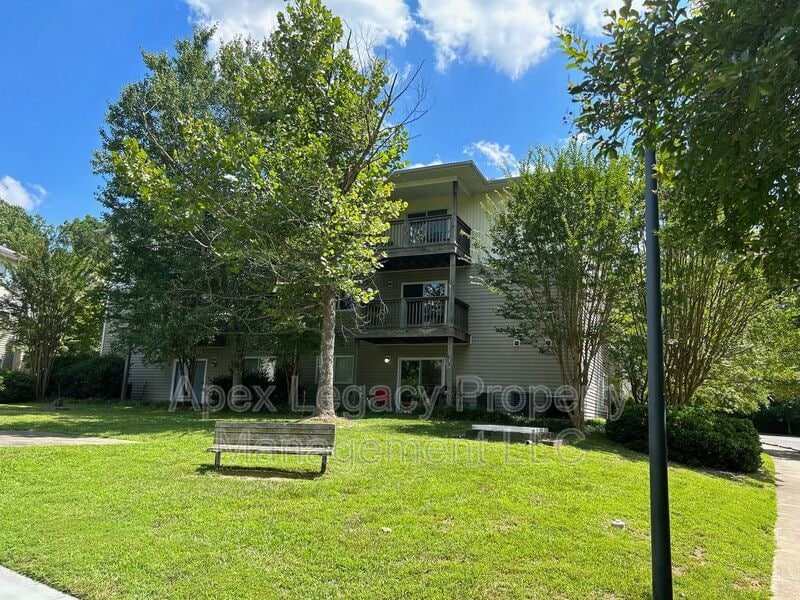 303 Smith Level Rd Unit B24 B, Chapel Hill, NC 27516 Condo for Rent