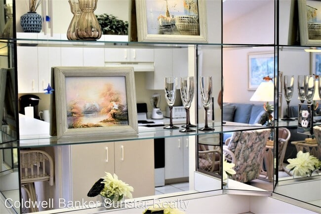 Building Photo - 6610 Gasparilla Pines Blvd