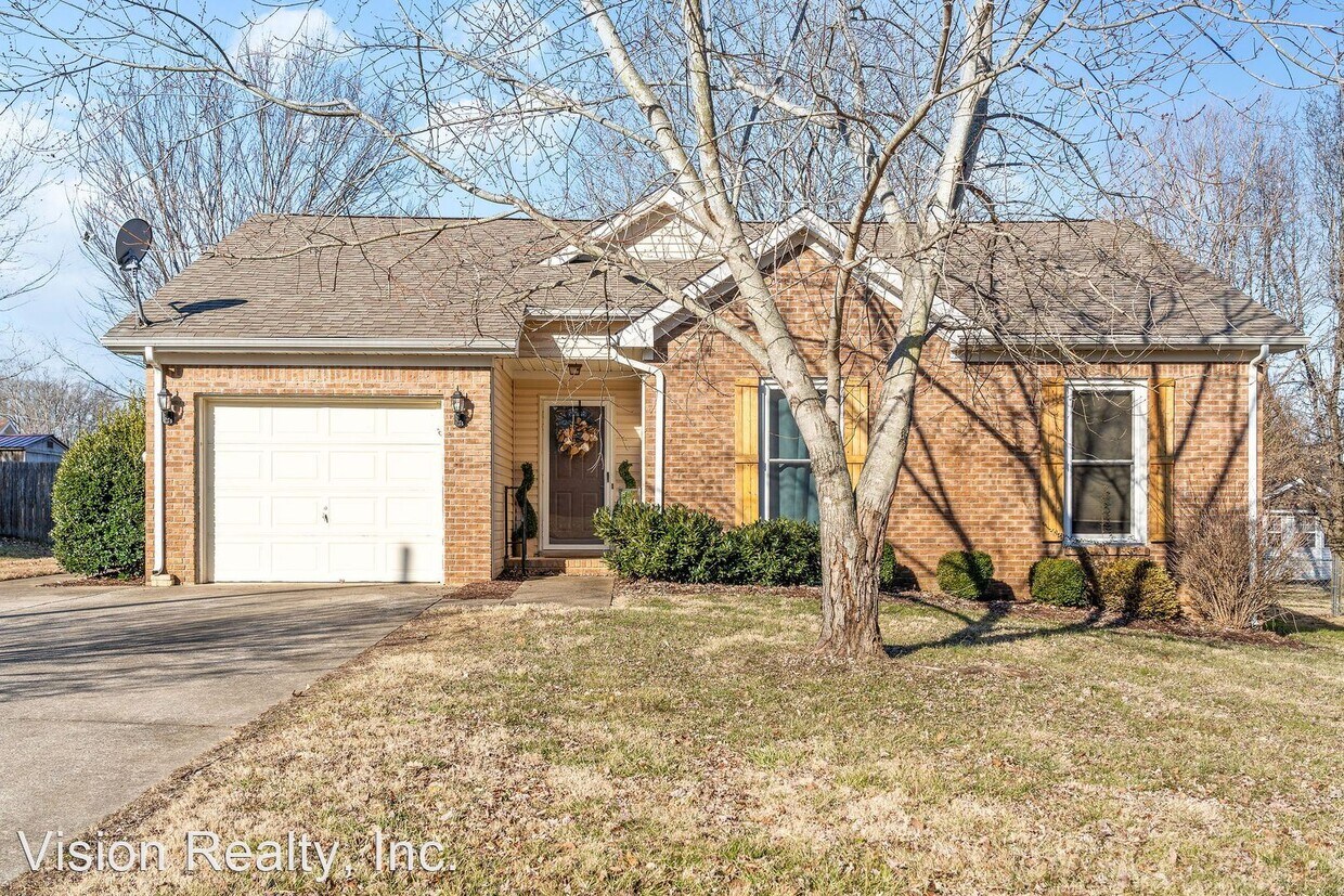 Foto principal - 3 br, 2 bath House - 218 Kathleen Court