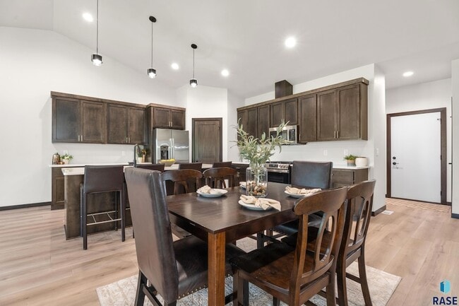 Foto del edificio - 1113 S Foss Ave