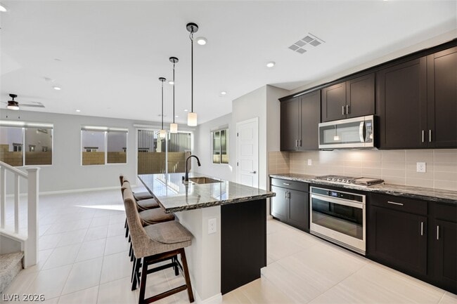 Building Photo - 863 Greenspire St