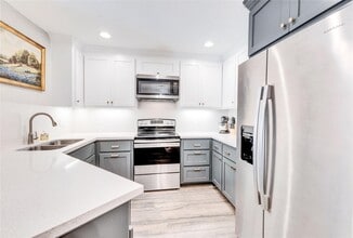 Building Photo - 2450 Wickersham Ln