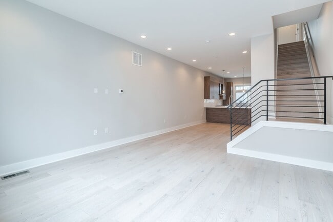 Building Photo - Northern Liberties Townhome