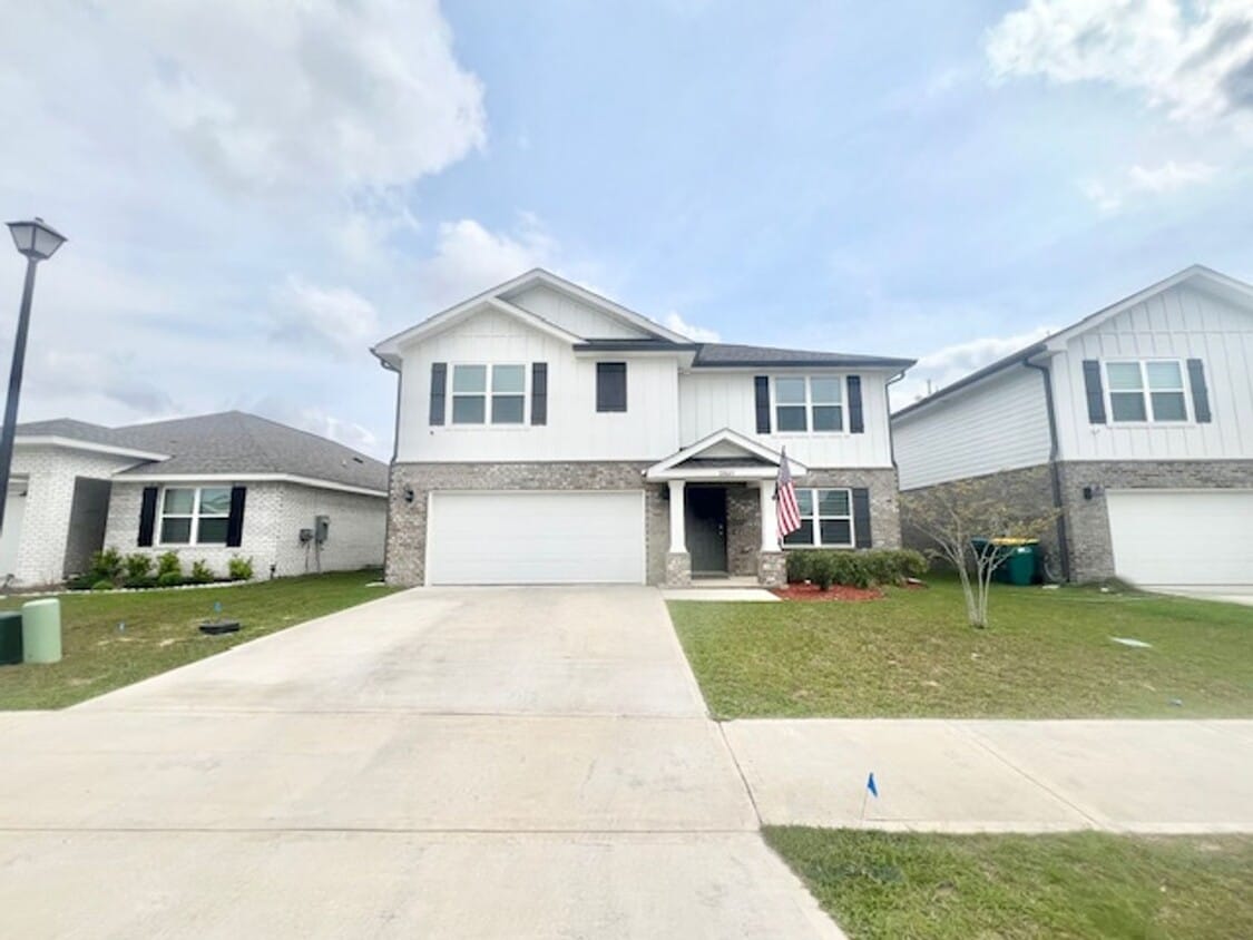 Primary Photo - 2845 Patriot Ridge Drive Crestview, 32539