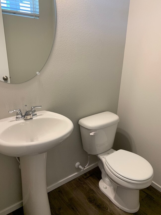 Building Photo - Beautiful 4 Bedroom 2.5 Bath Home Located In A Beautiful Master Planned Community in Camas! Top R...