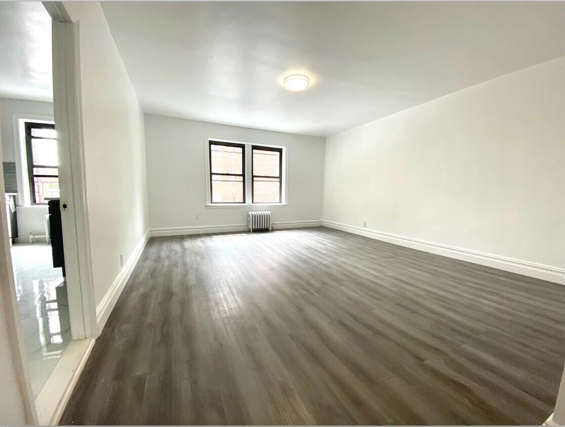 8059 Lefferts Blvd, Queens, NY 11415 Townhome Rentals in Queens NY
