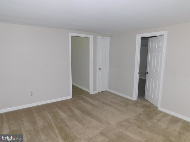 Foto del edificio - 117 Courtland Dr
