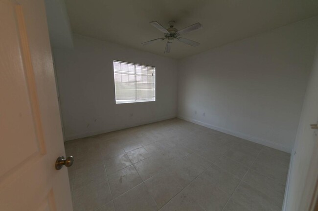 Building Photo - 6510 Emerald Dunes Dr